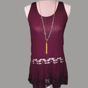 Sun & Shadow lace detail long tank